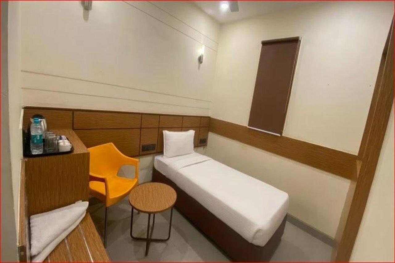 Фото Max Hotels Prayagraj