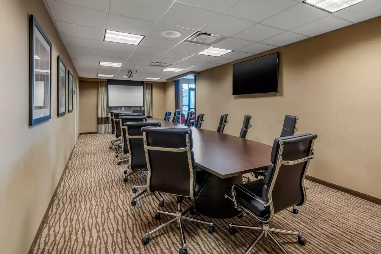 Фото Comfort Suites Denver near Anschutz Medical Campus