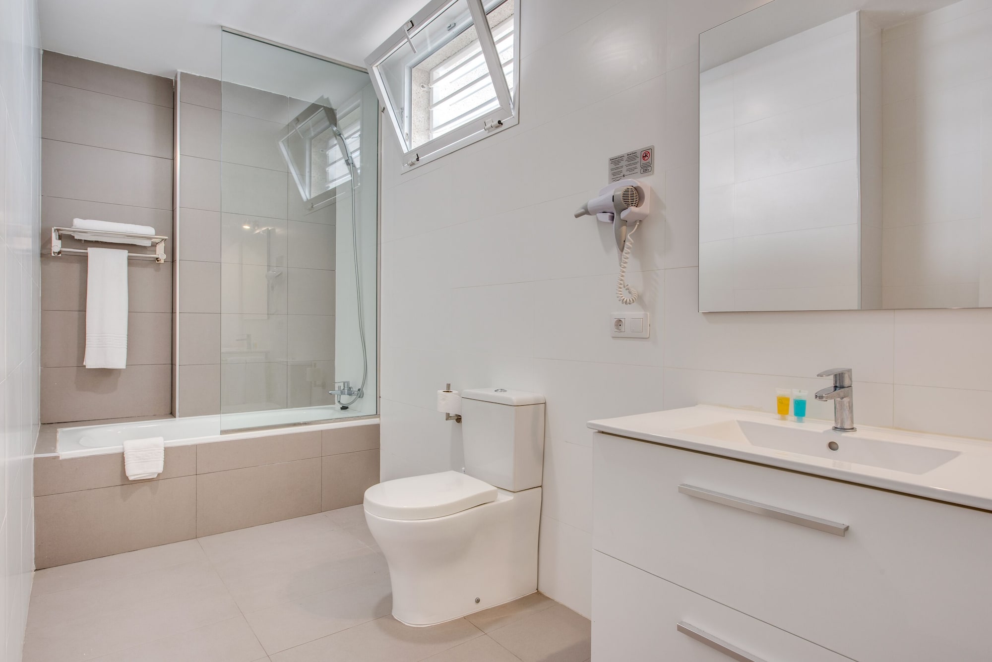 Фото Apartamentos Vigilia Park