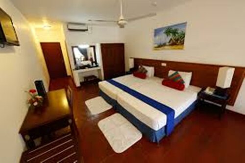 Гостиница Catamaran Beach Hotel
