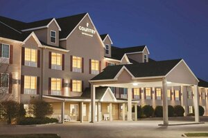 Гостиница Country Inn & Suites by Radisson Bismarck Waterpark