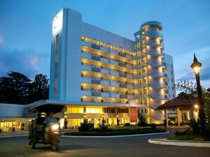 Гостиница Independence Hotel by Dara в Сиануквиле
