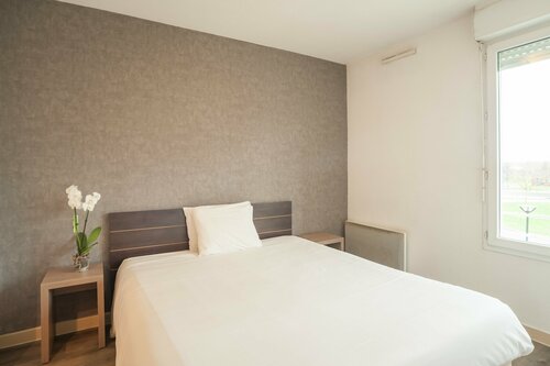 Гостиница City Residence Chelles в Шеле