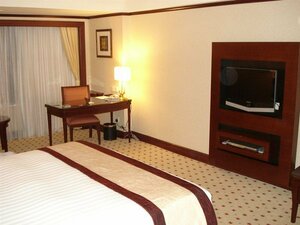 Le Meridien Kota Kinabalu (Jalan Tun Fuad Stephens, Sinsuran), hotel