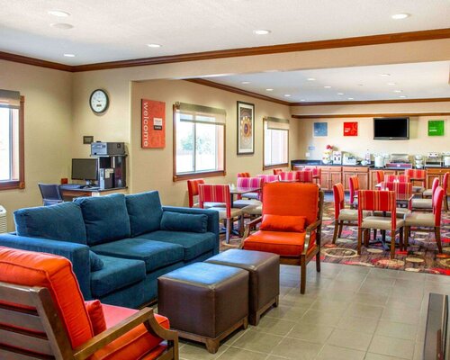 Гостиница Comfort Inn & Suites Coralville - Iowa City near Iowa River Landing в Коралвилле