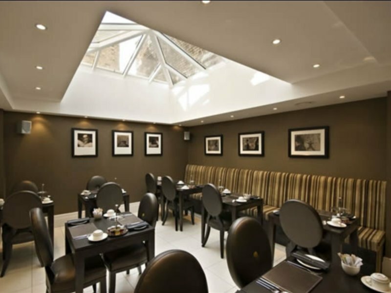 Фото Tophams Hotel