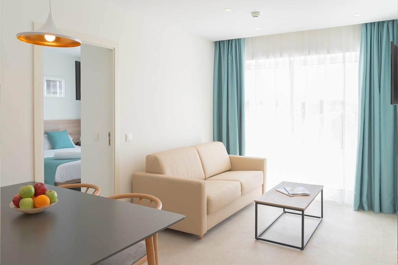 Фото Aparthotel Marina Drach
