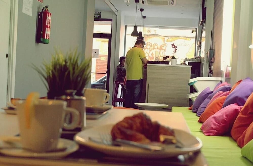 Фото Chameleon Hostel