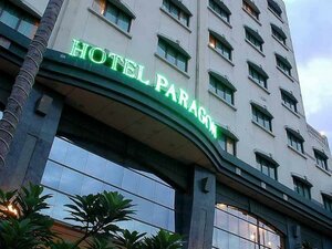Гостиница Paragon Gallery Hotel