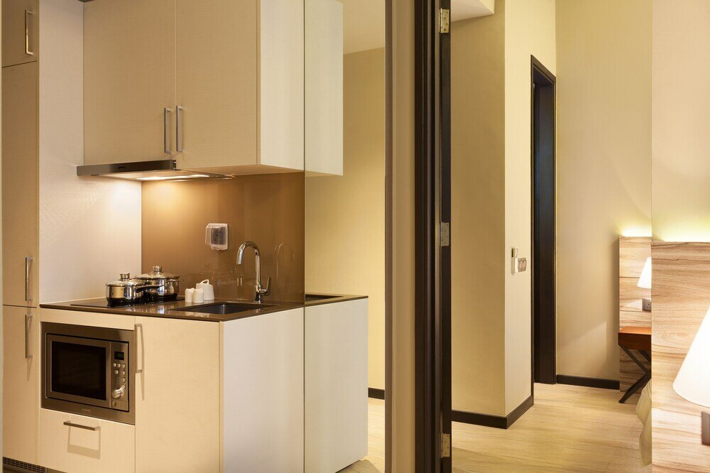 Фото Louis Kienne Serviced Residences