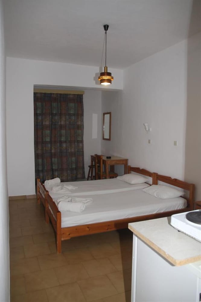 Фото Nikos 2 Studios & Apartments