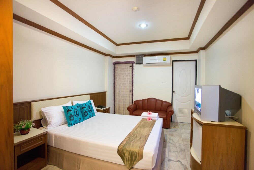 Фото Chaipat Hotel