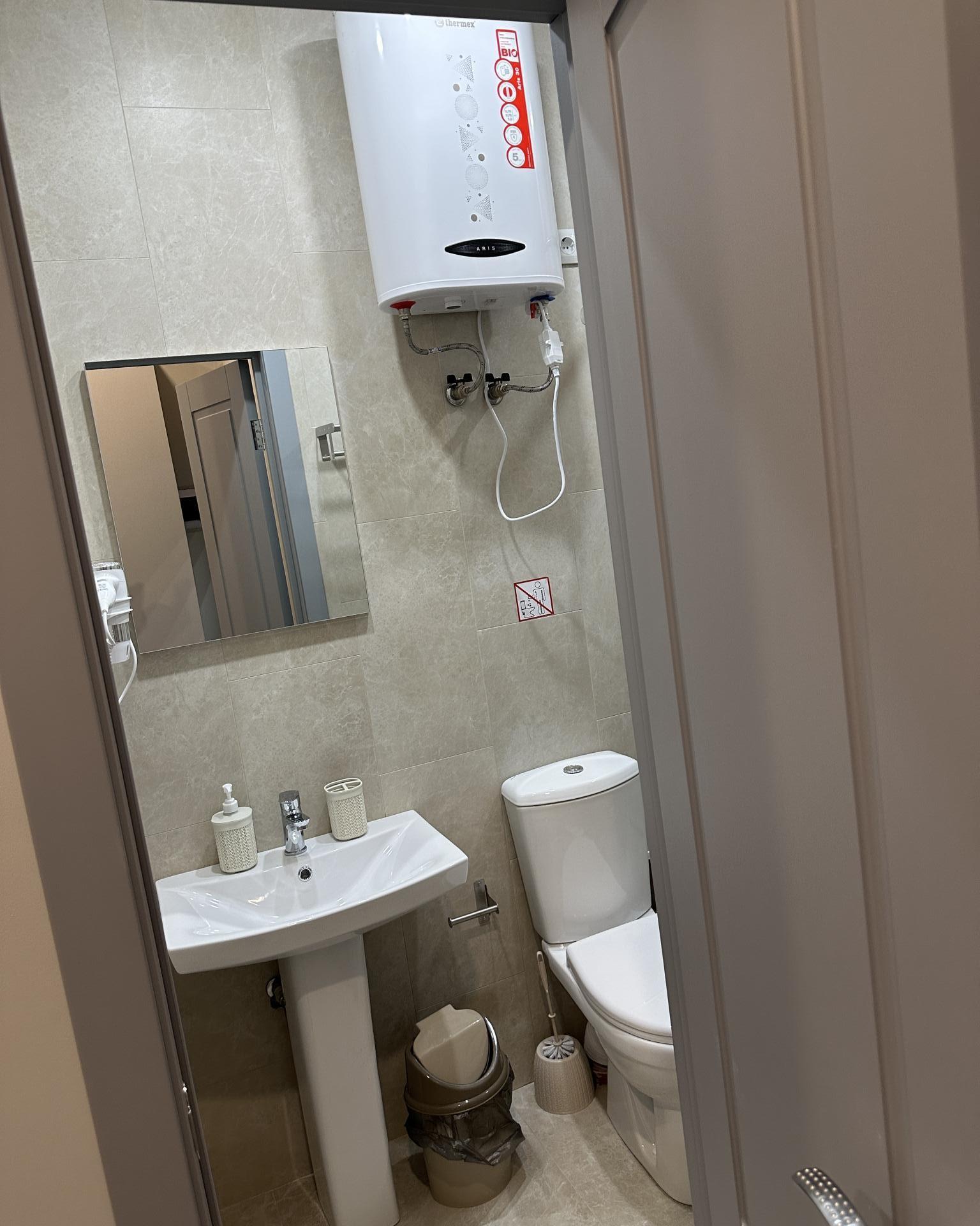 Фото Городская гостиница ул. Тази Гиззата, 1в