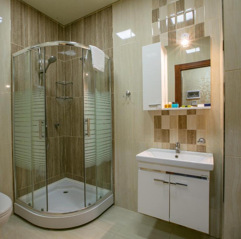 Фото Shah Palas Hotel