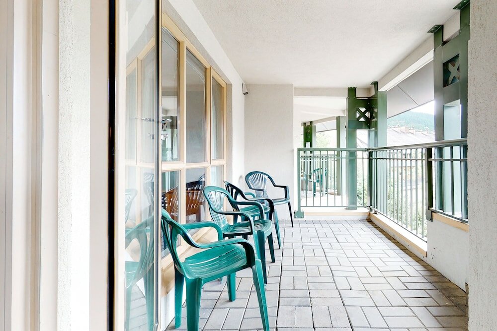 Фото Whistler Peak Lodge