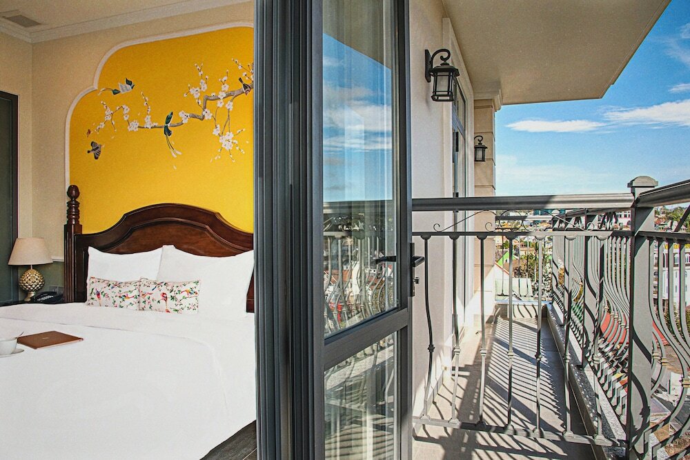 Фото Charlie Mansion Dalat