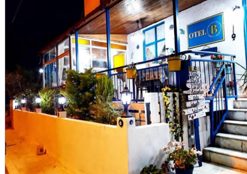 Гостиница Otel B в Чешме