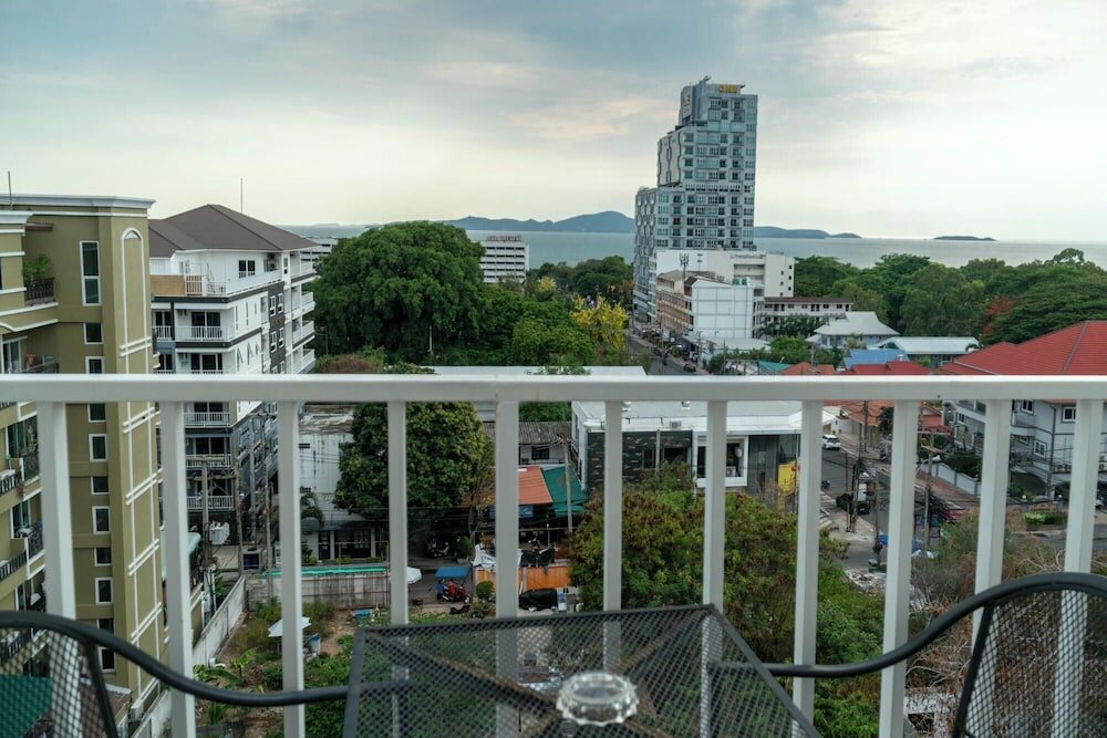 Фото New Nordic Club 2 by Apartwell