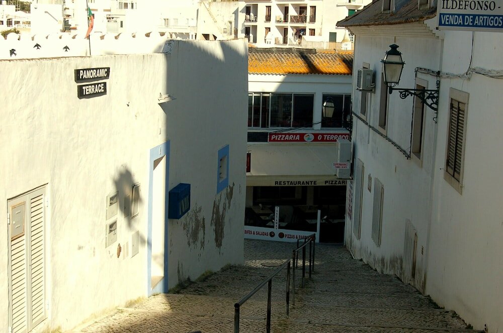 Фото Albufeira Tenis Old Town № 1 r/c Tras