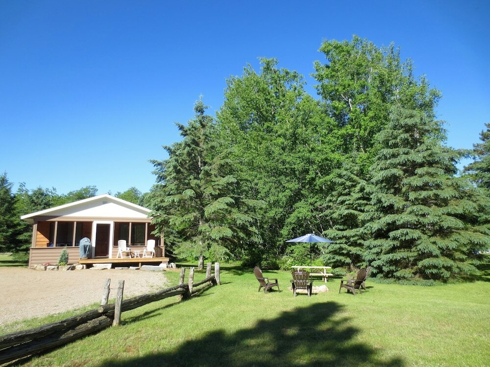 Фото Hush Lodge & Cottages