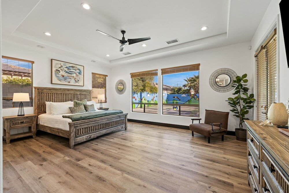 Фото Super Mario Hideout Desert Dream