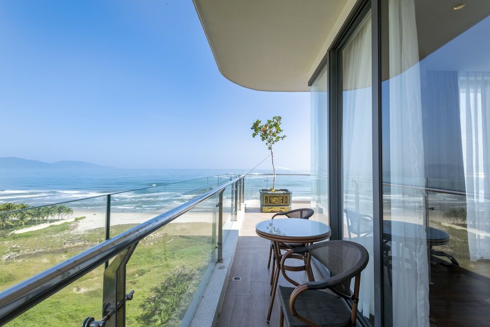 Фото Koi Resort & Residence Da Nang