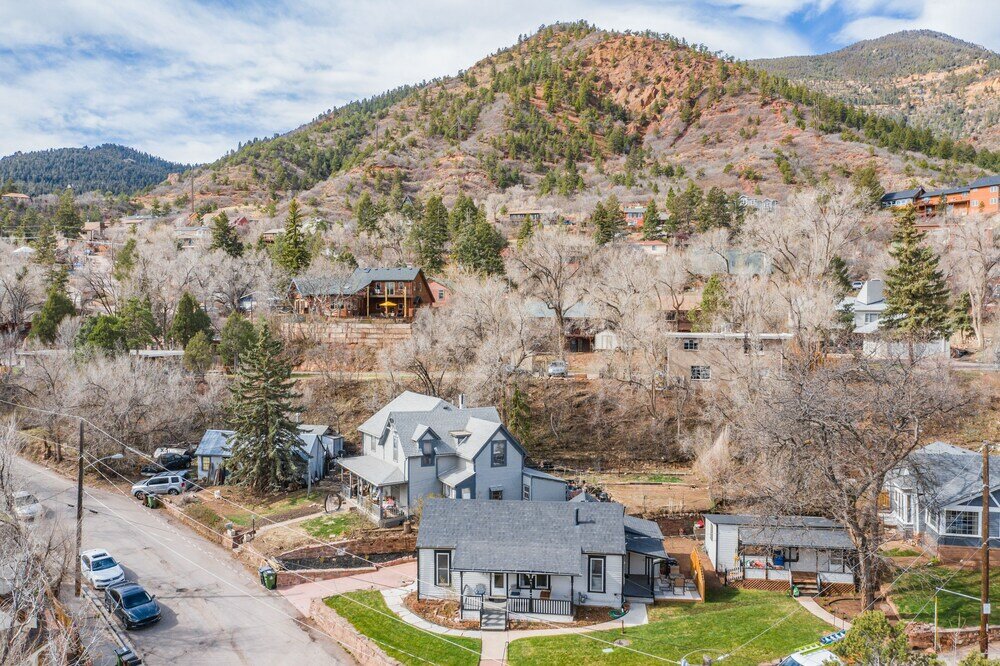 Фото Granite Grotto