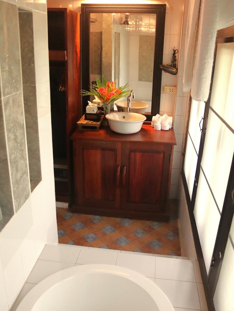 Фото Namkhan View Luangprabang Resort