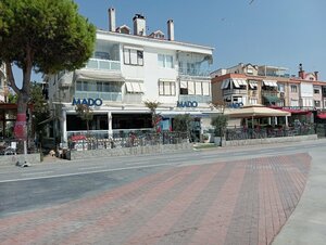 Mado (İstanbul, Büyükçekmece, Kordonboyu Cad., 37A) ، مقهى