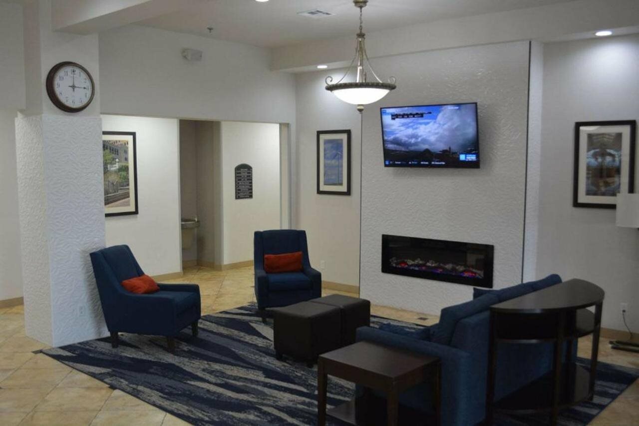 Фото Comfort Suites Yukon - Sw Oklahoma City