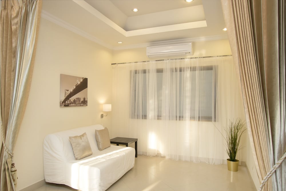 Фото Avoca Pool Villas