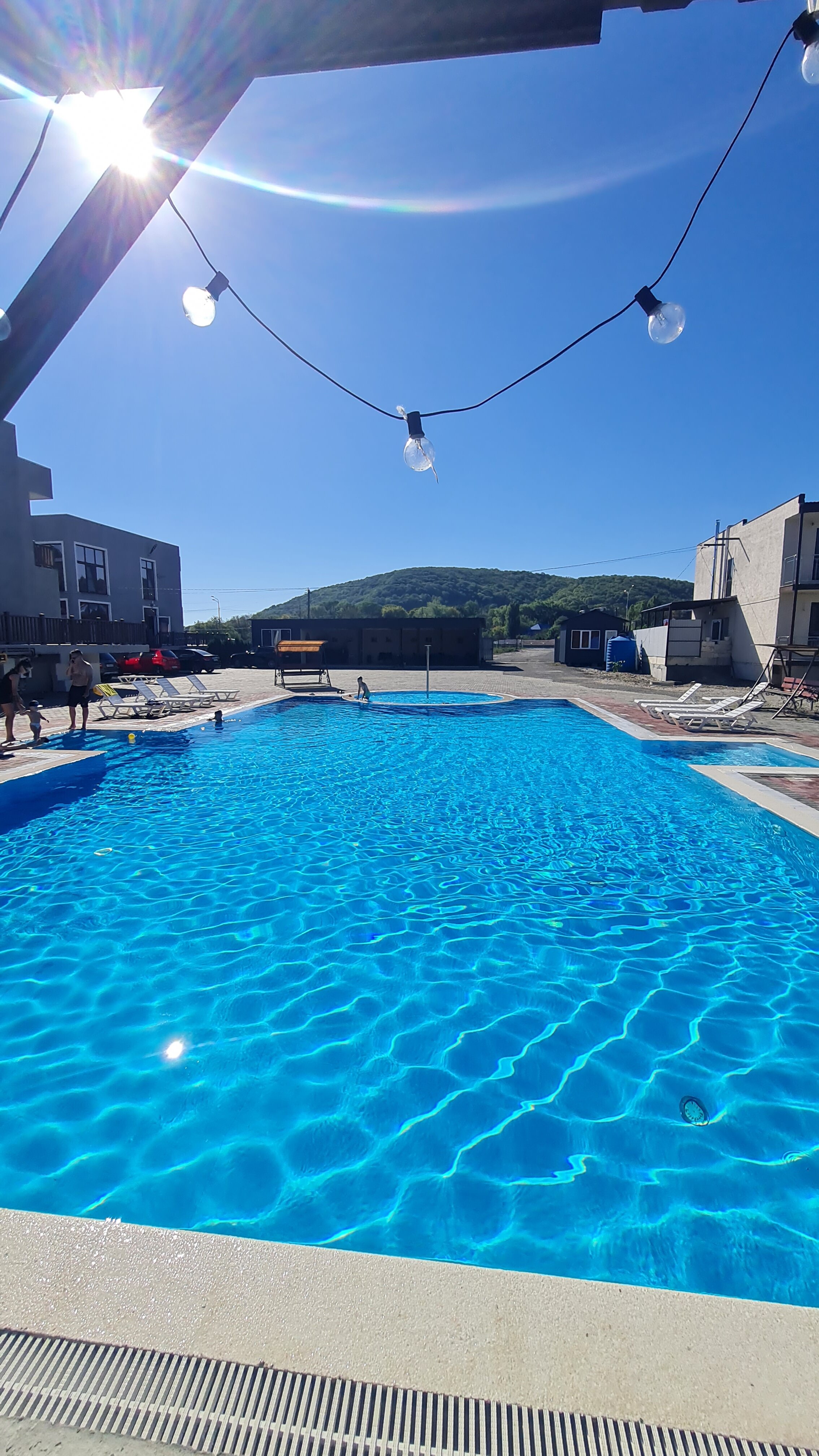 Фото Дом с бассейном