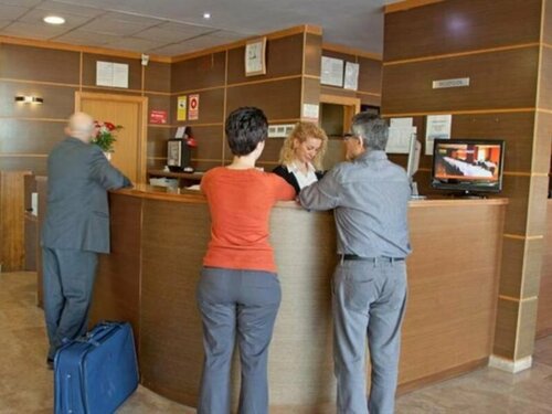 Гостиница Hotel Plaza Alaquas