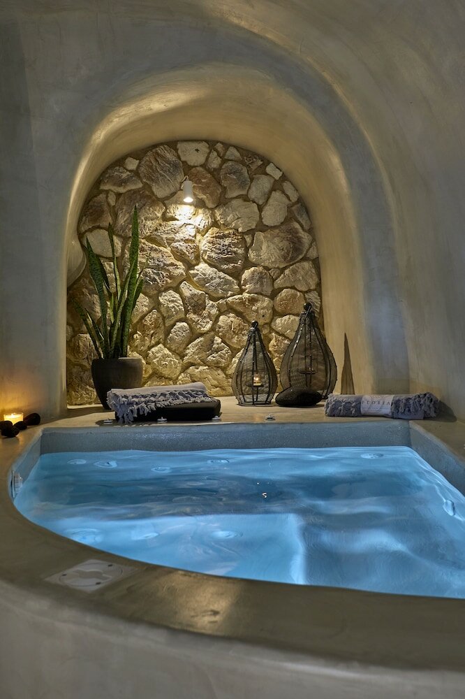 Фото Floria Suites