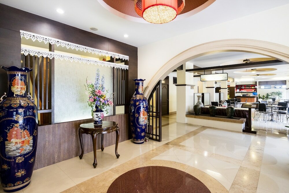 Фото Sakulchai Place Hotel