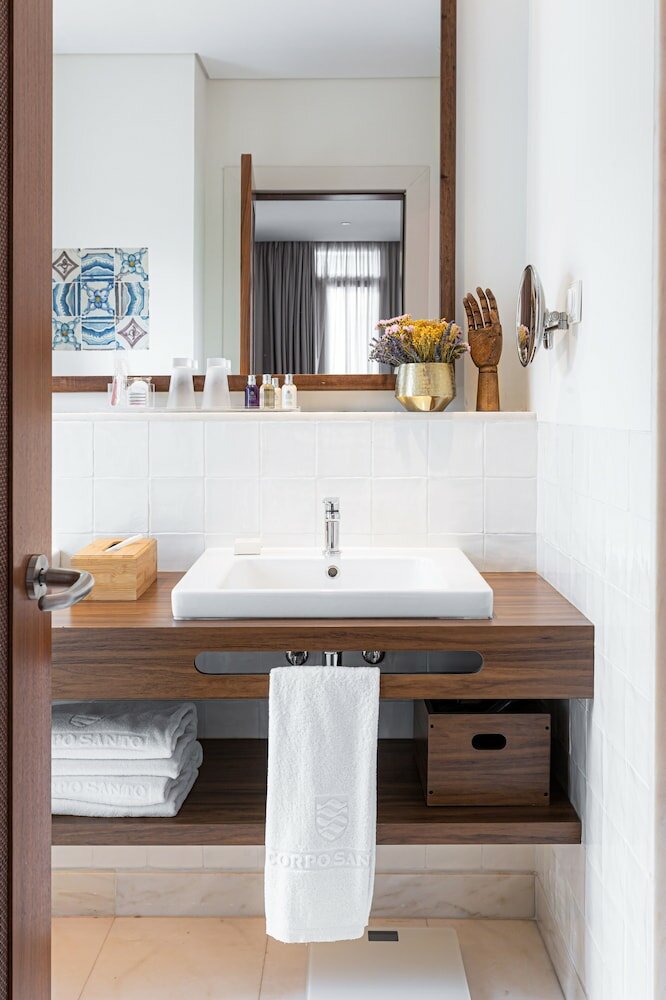 Фото Corpo Santo Lisbon Historical Hotel