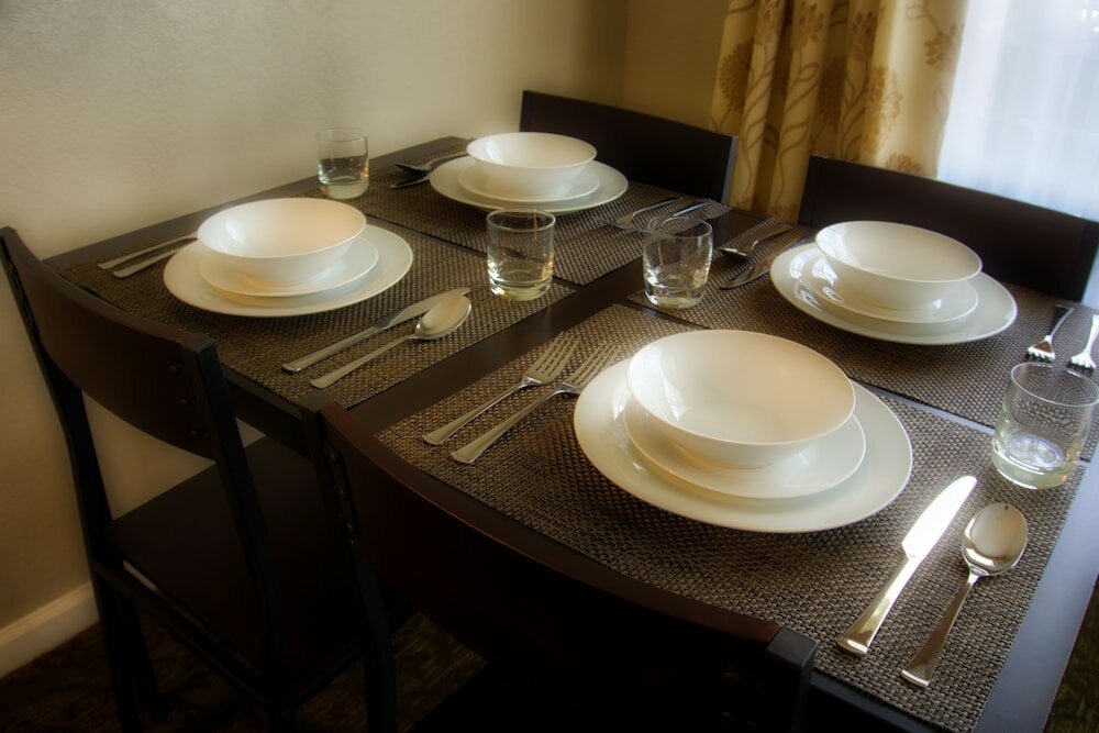 Фото Chase Suite Hotel Newark