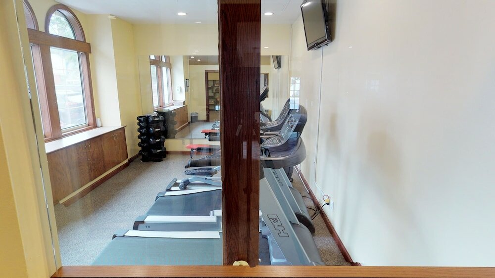 Фото Chase Suite Hotel Newark