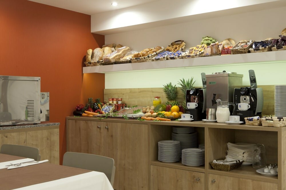 Фото Espahotel Plaza de España