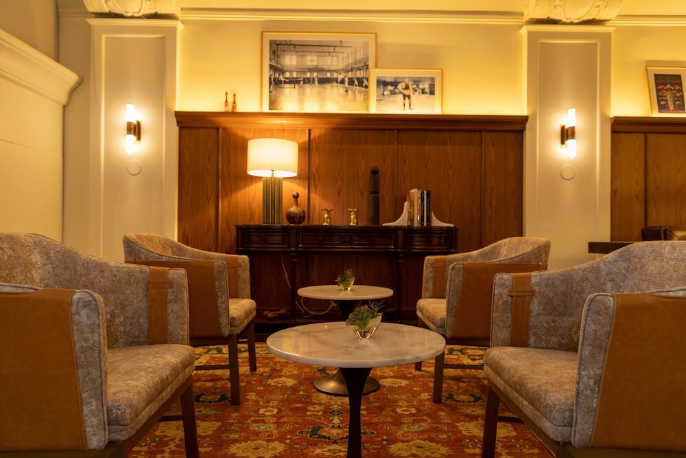 Фото Harbor Court Hotel