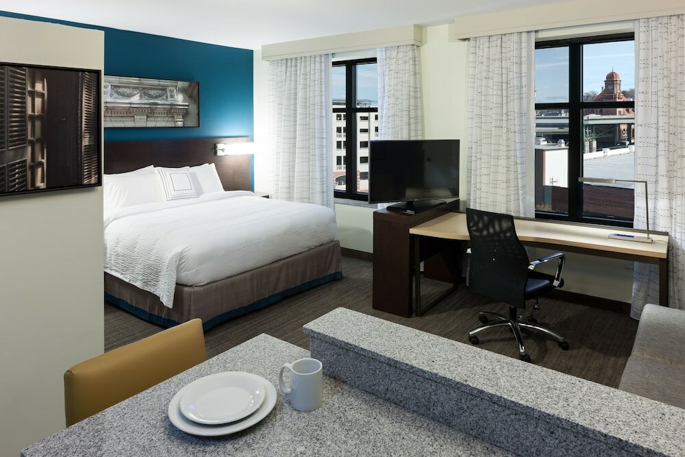 Фото Residence Inn by Marriott Richmond Downtown