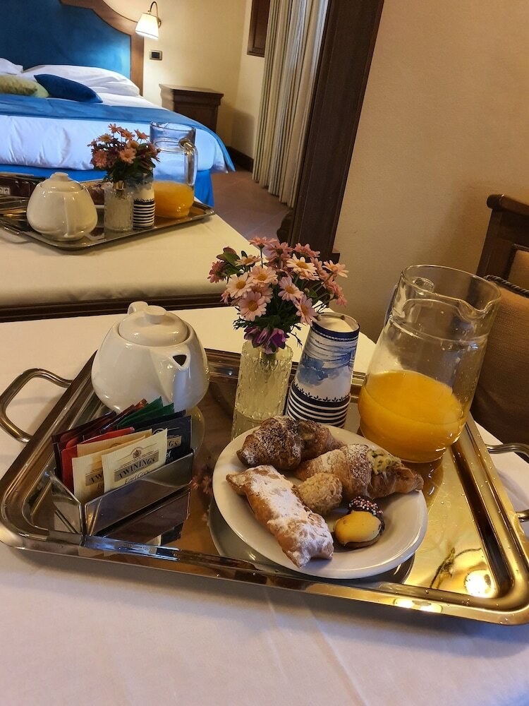 Фото Villa Lampedusa Hotel & Residence