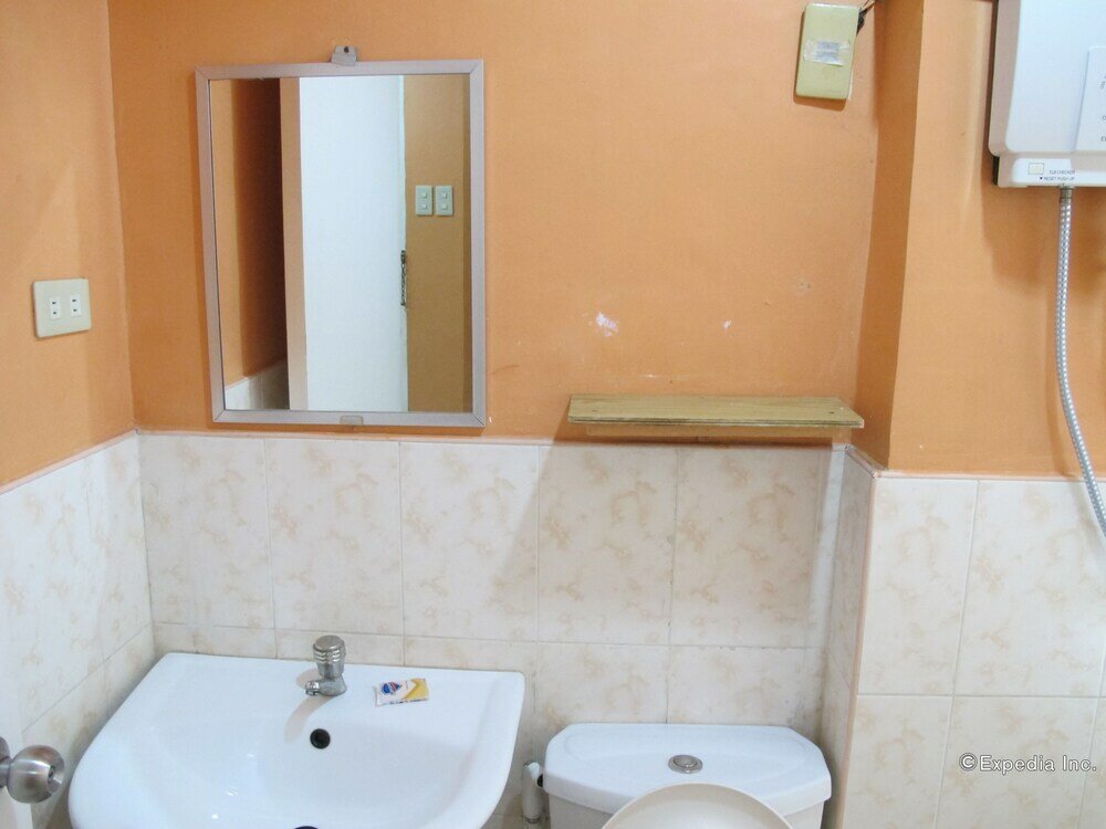 Фото Lylie Hotel