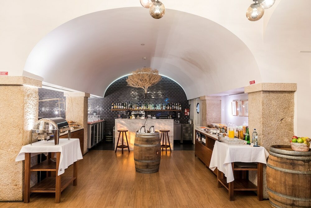 Фото Lisboa Carmo Hotel