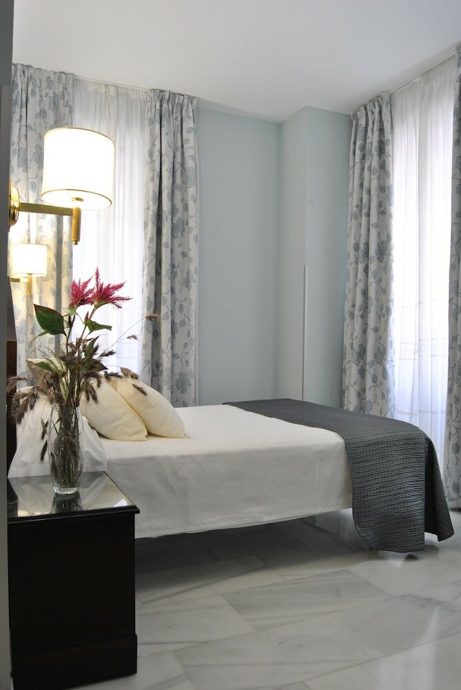 Фото Hotel Porcel Navas