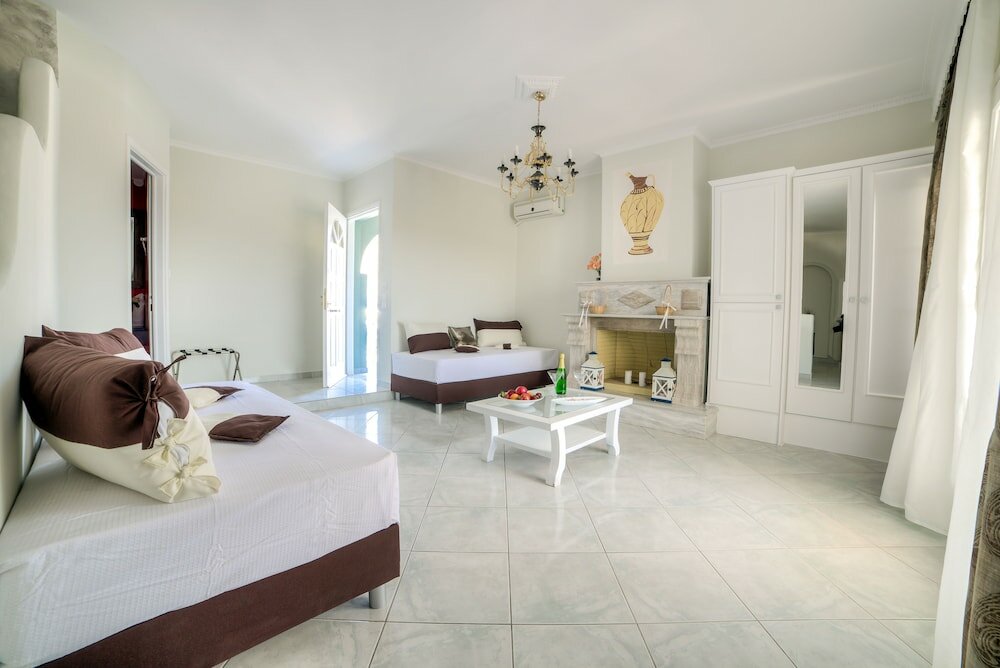 Фото Pantheon Hotel