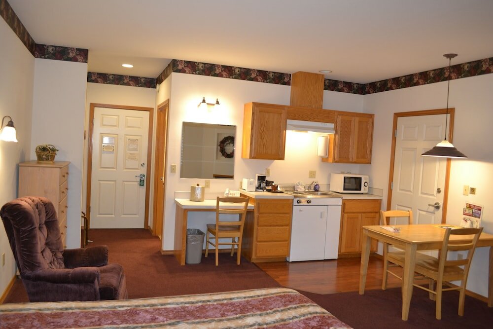 Фото Anaco Bay Inn