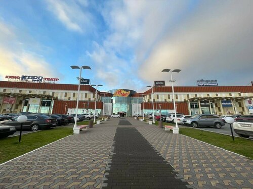 Perfume and cosmetics shop Parikmasterskij magazin, Surgut, photo