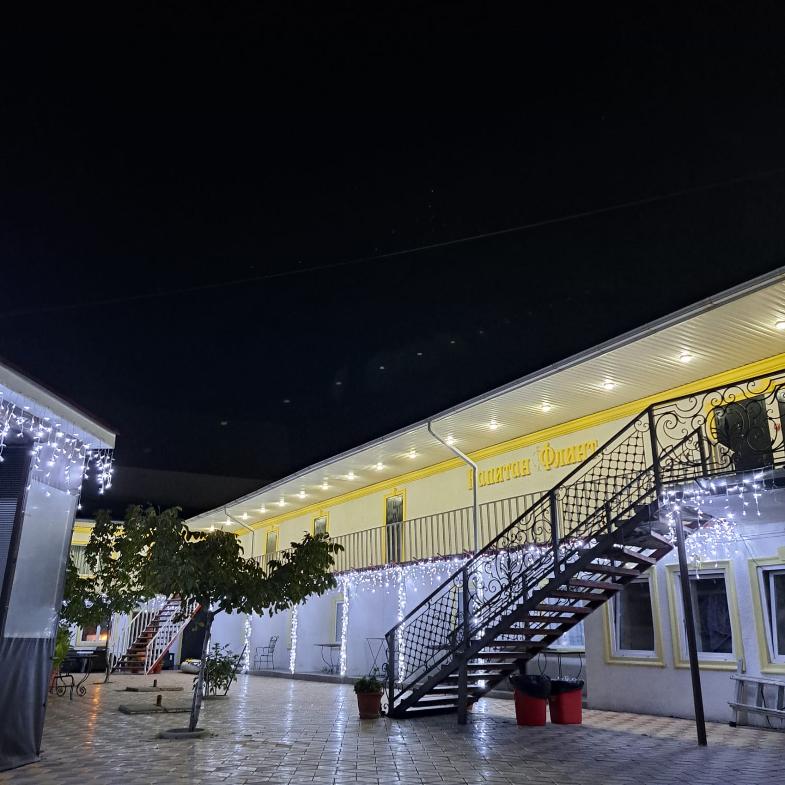 Фото Капитан Флинт