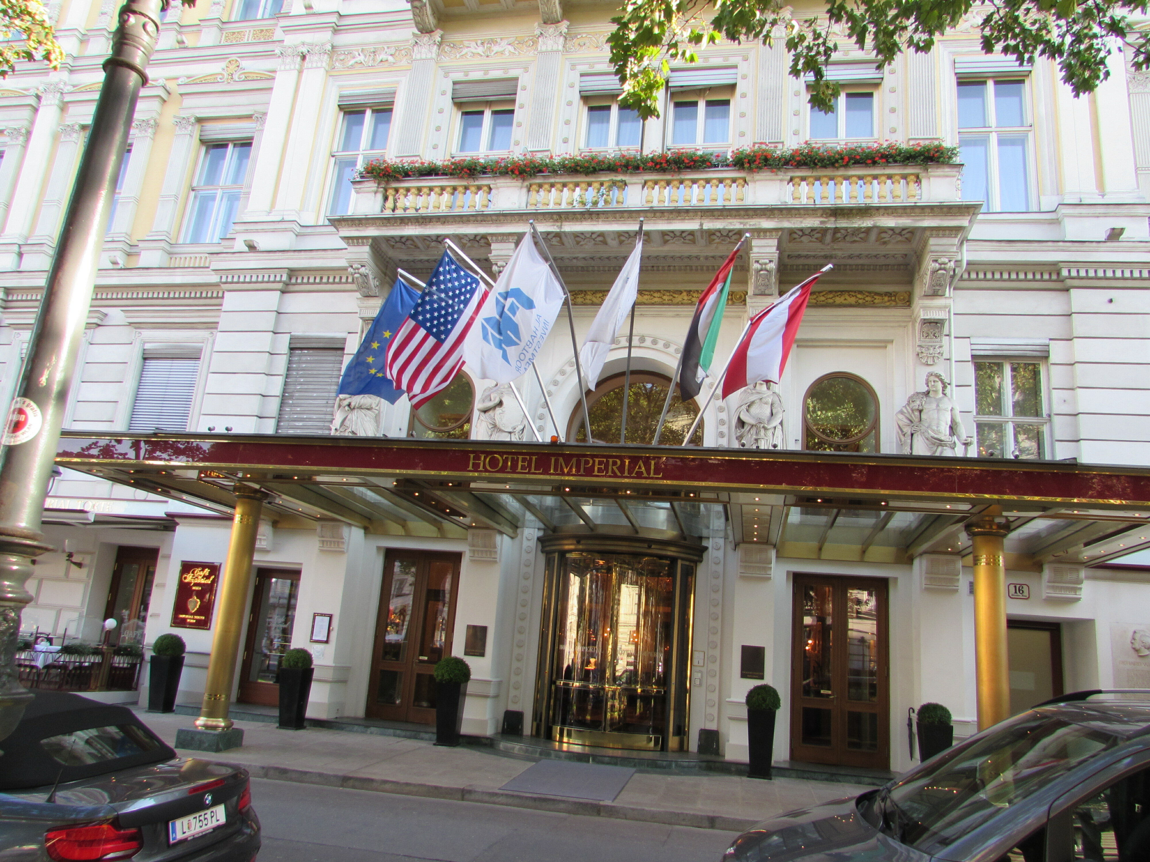 Фото Hotel Imperial, a Luxury Collection Hotel, Vienna